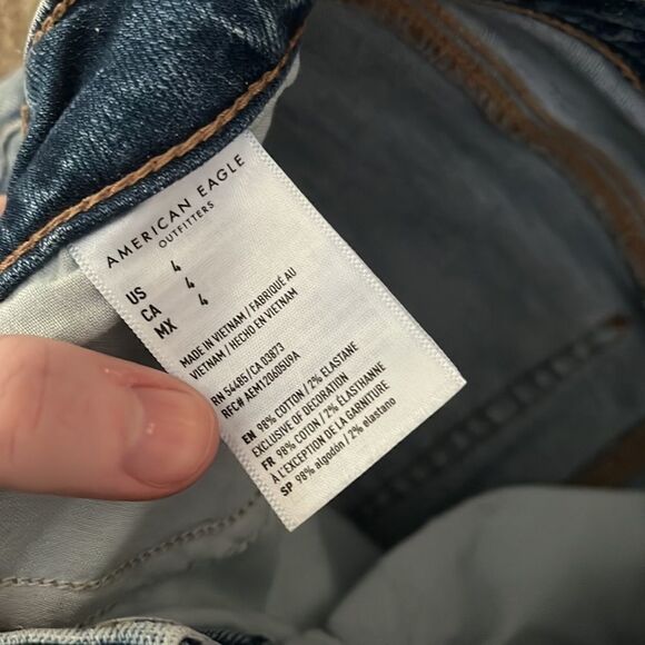 EUC AMERICAN EAGLE SIZE 4 HI RISE MINI JEAN SKIRT DISTRESSED - Picture 3 of 8